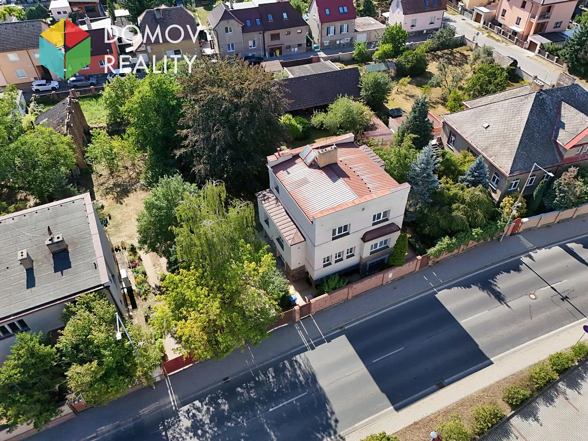 Prodej vily 220 m², pozemek 831 m²